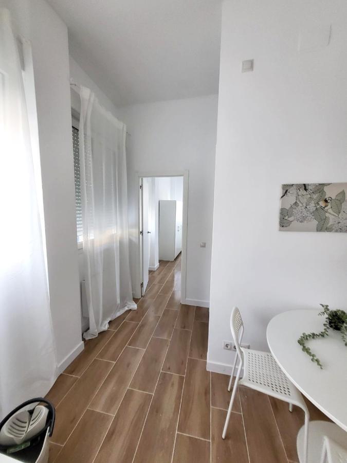 Bonito Piso A 300 M De Metro Garcia Noblejas Leilighet Madrid Eksteriør bilde